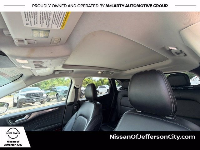 2022 Ford Escape Titanium