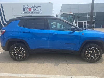 2025 Jeep Compass Trailhawk