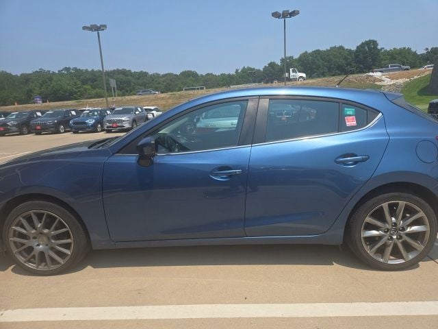 2018 Mazda Mazda3 Touring