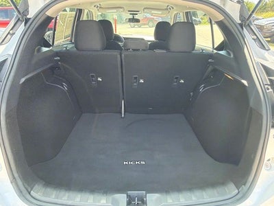 2023 Nissan Kicks SV