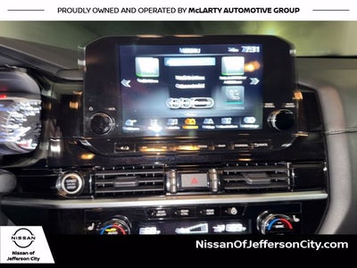 2022 Nissan Pathfinder SL