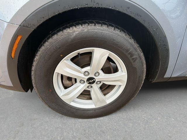 2024 Kia Sorento LX