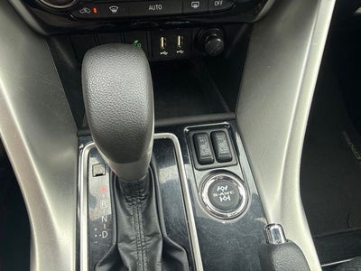 2024 Mitsubishi Eclipse Cross Base