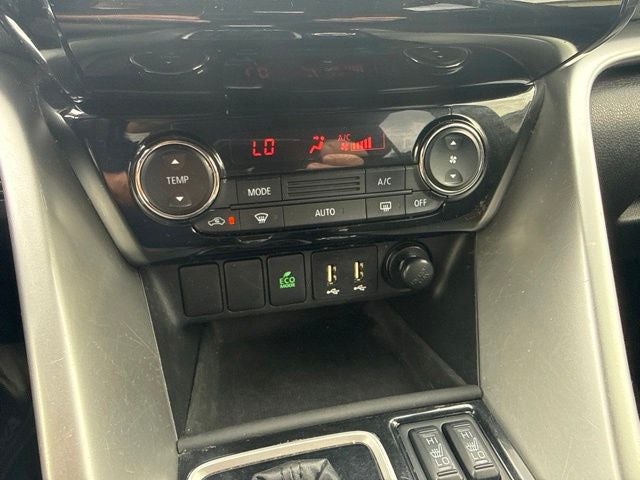 2024 Mitsubishi Eclipse Cross Base