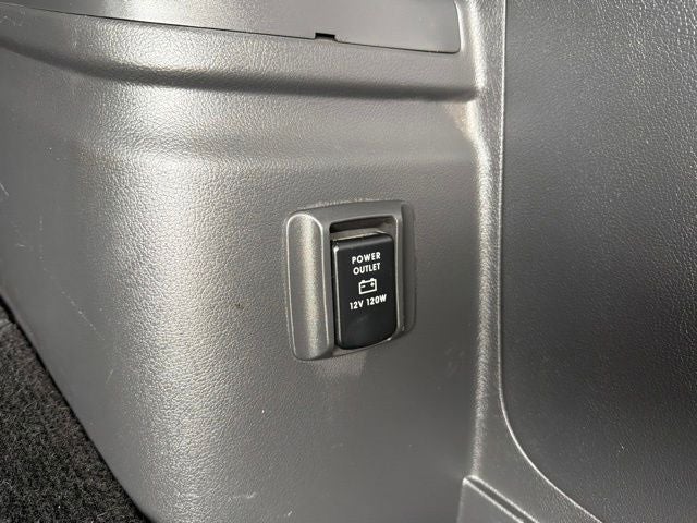 2019 Mitsubishi Outlander PHEV Base