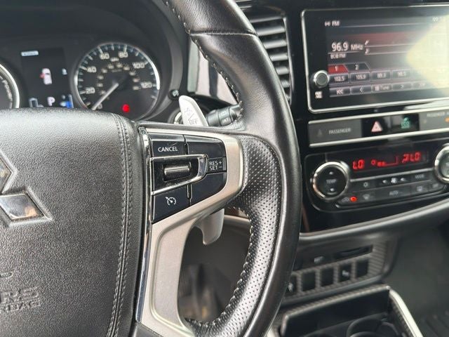2019 Mitsubishi Outlander PHEV Base