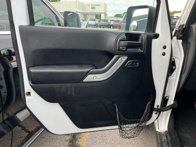 2015 Jeep Wrangler Unlimited 4WD 4dr Sport
