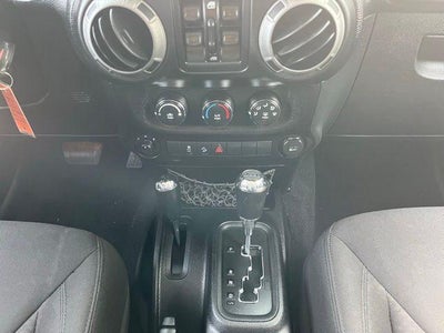 2015 Jeep Wrangler Unlimited 4WD 4dr Sport