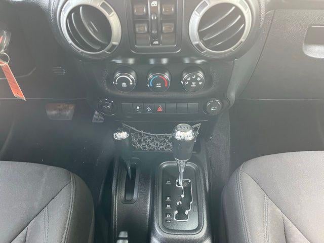 2015 Jeep Wrangler Unlimited 4WD 4dr Sport