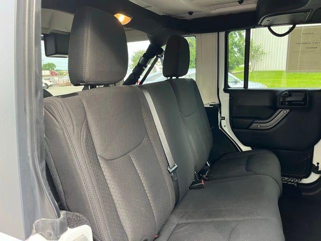 2015 Jeep Wrangler Unlimited 4WD 4dr Sport