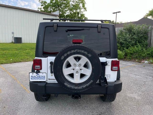 2015 Jeep Wrangler Unlimited 4WD 4dr Sport