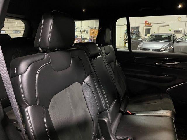 2022 Jeep Grand Cherokee L Altitude 4x4