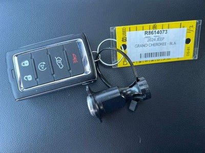 2024 Jeep Grand Cherokee L Altitude X 4x4