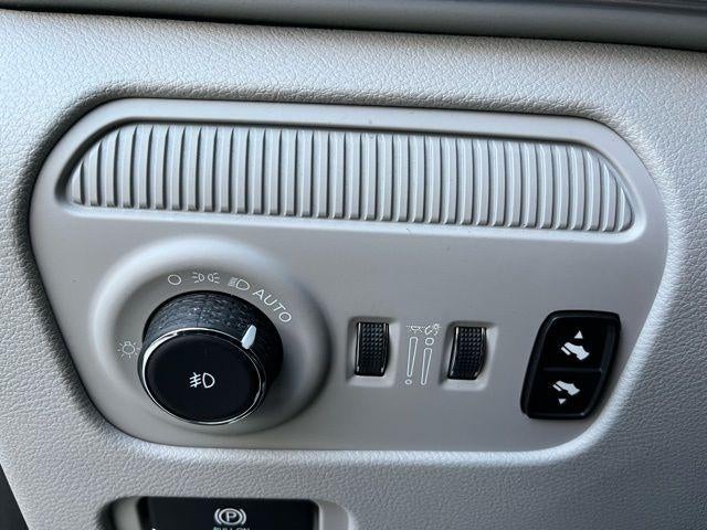 2022 Jeep Wagoneer Series III 4x4