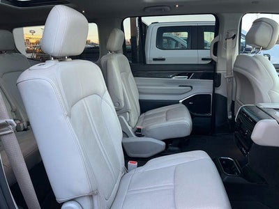 2022 Jeep Wagoneer Series III 4x4