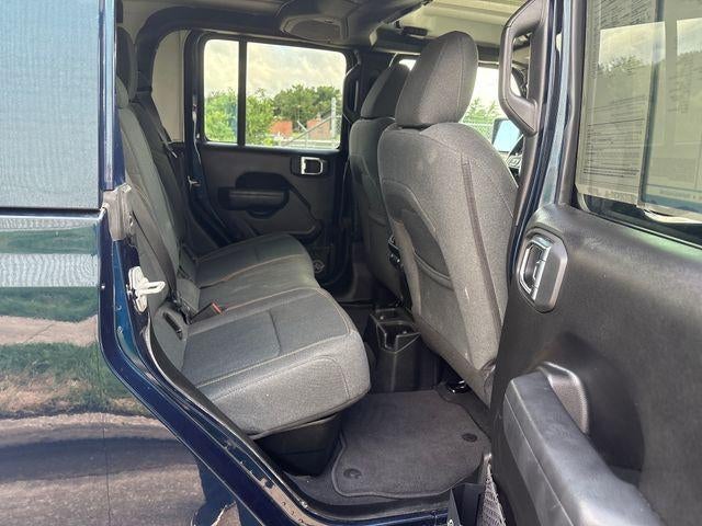 2025 Jeep Gladiator Nighthawk 4x4 *Ltd Avail*