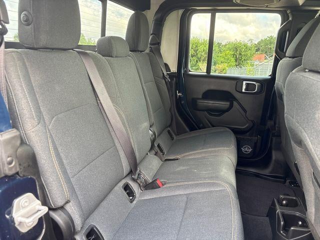 2025 Jeep Gladiator Nighthawk 4x4 *Ltd Avail*
