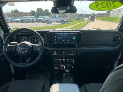 2025 Jeep Gladiator Mojave 4x4