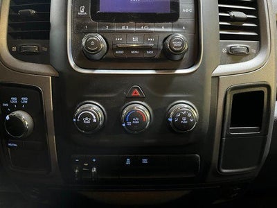 2014 RAM 1500 4WD Quad Cab 6.4 Ft Box Express