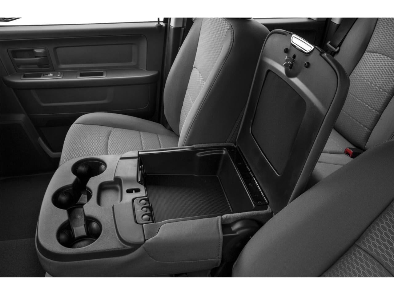 2015 RAM 1500 4WD Quad Cab 6.4 Ft Box Express
