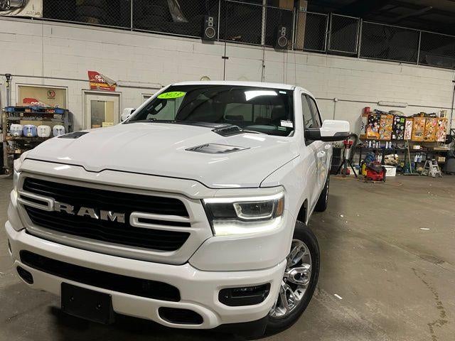 2023 RAM 1500 Laramie 4x4 Crew Cab 5'7" Box
