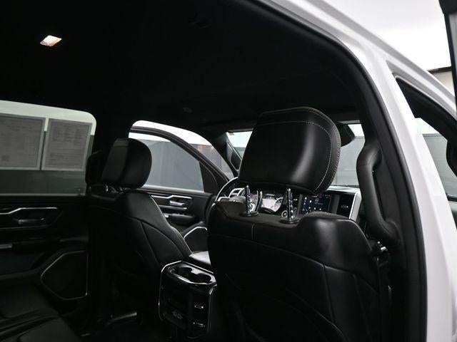 2022 RAM 1500 Laramie 4x4 Crew Cab 6'4" Box