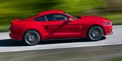 2017 Ford Mustang GT Premium Fastback