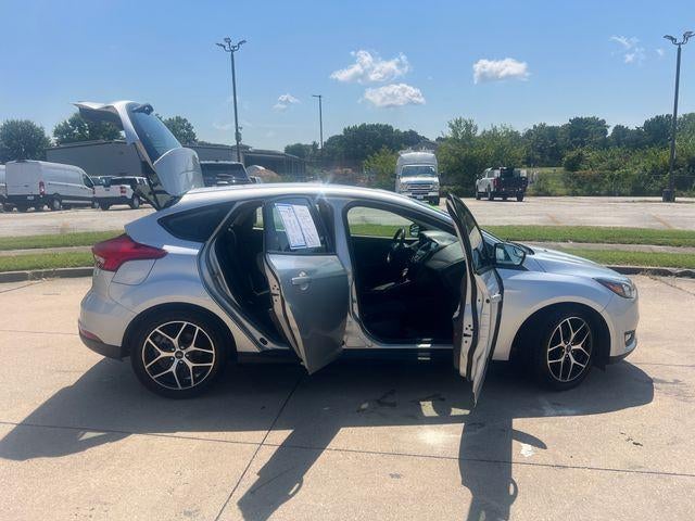 2017 Ford Focus SEL Hatch