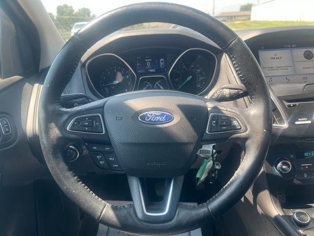 2017 Ford Focus SEL Hatch