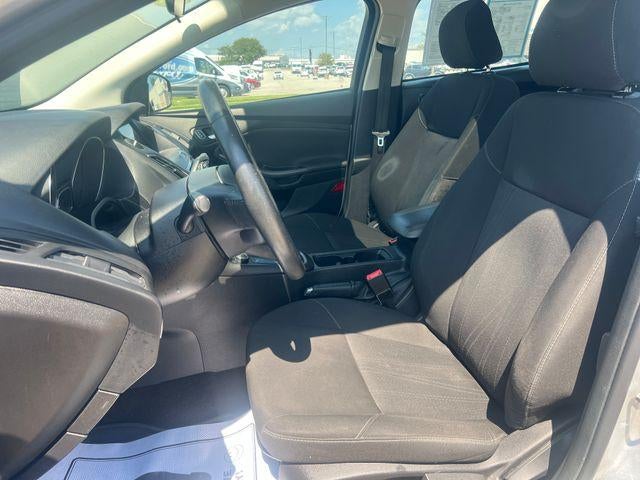 2017 Ford Focus SEL Hatch