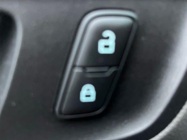 2021 Ford Transit Passenger Wagon T-350 148" Low Roof XLT RWD