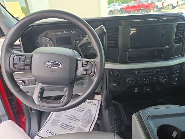 2024 Ford Super Duty F-450 DRW XL 4WD Crew Cab 179" WB 60" CA