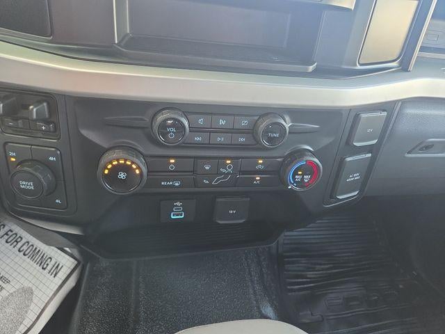 2024 Ford Super Duty F-450 DRW XL 4WD Crew Cab 179" WB 60" CA