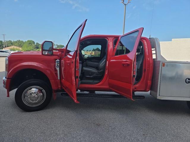 2024 Ford Super Duty F-450 DRW XL 4WD Crew Cab 179" WB 60" CA