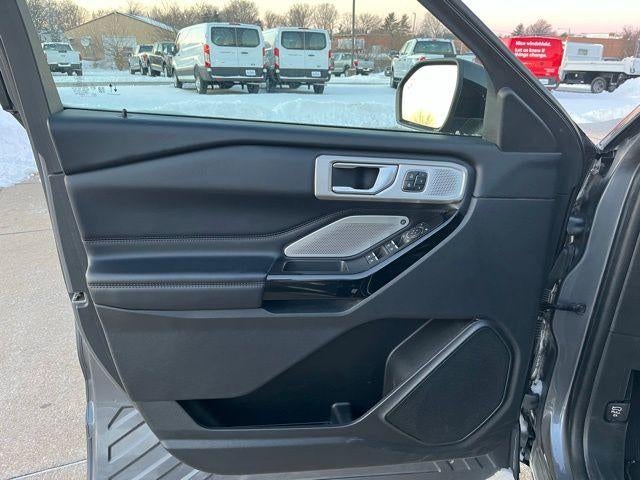 2022 Ford Explorer Platinum 4WD