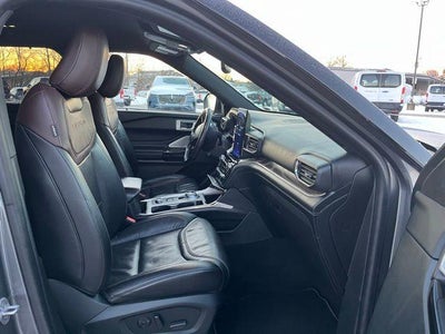 2022 Ford Explorer Platinum 4WD
