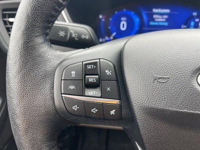 2020 Ford Escape Titanium Hybrid FWD