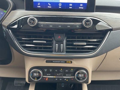 2020 Ford Escape Titanium Hybrid FWD