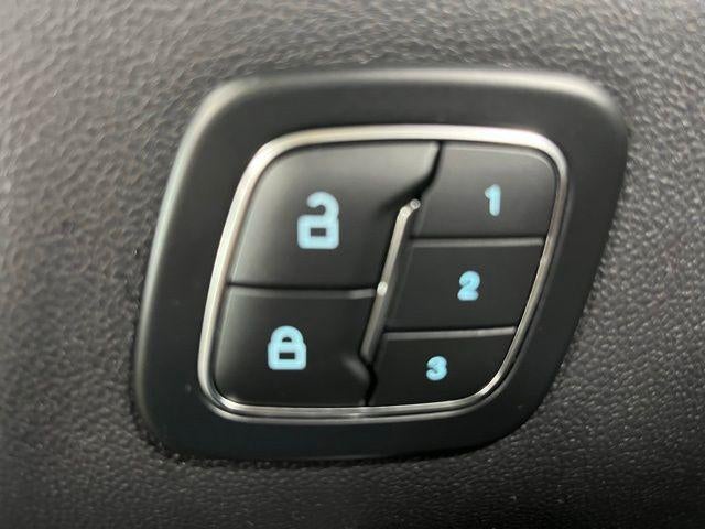 2025 Ford Escape Platinum AWD