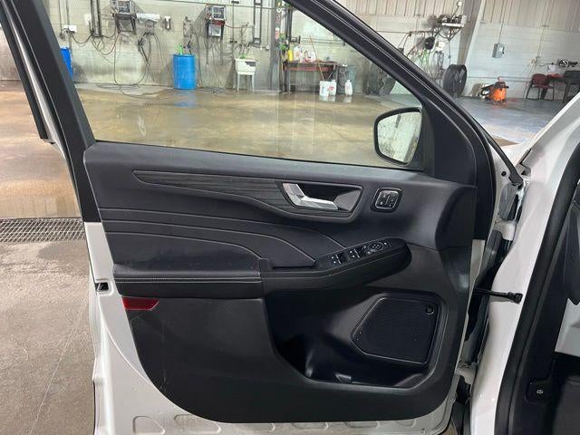 2025 Ford Escape Platinum AWD