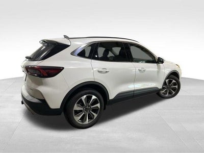 2025 Ford Escape Platinum AWD