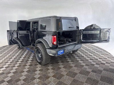 2022 Ford Bronco Base 4 Door 4x4