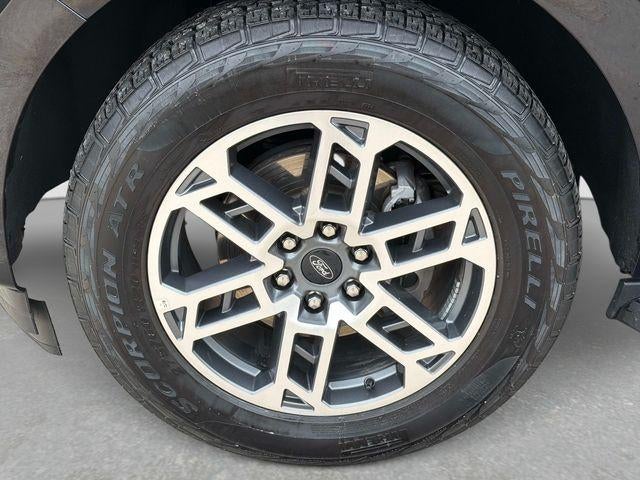 2025 Ford Expedition Active 4x4