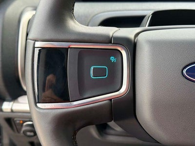 2025 Ford Expedition Active 4x4