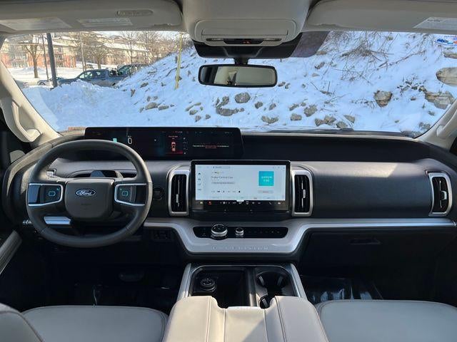 2025 Ford Expedition Active 4x4