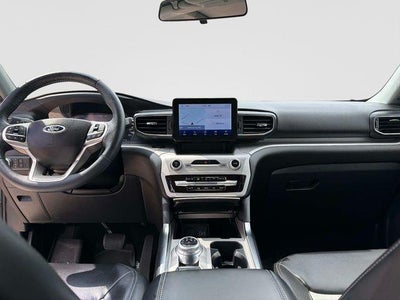 2022 Ford Explorer XLT 4WD