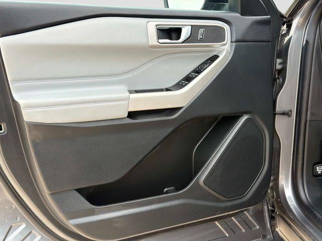 2022 Ford Explorer XLT 4WD