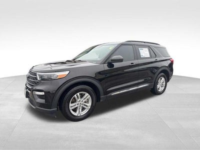 2023 Ford Explorer XLT 4WD