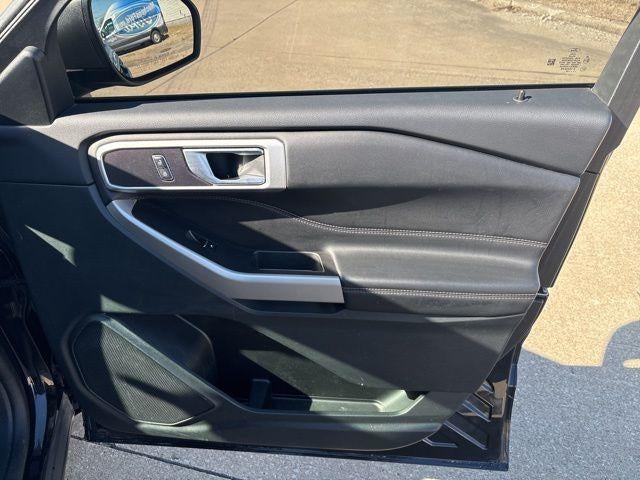 2023 Ford Explorer XLT 4WD