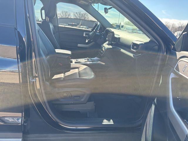 2023 Ford Explorer XLT 4WD